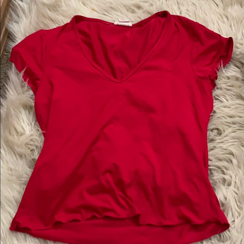 v neck tshirt